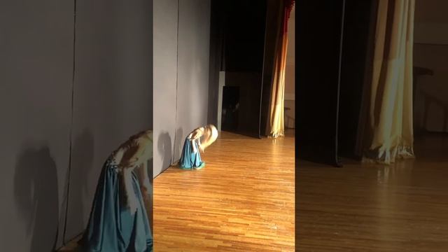 Арина Гореловская. Танец живота. Ориенталь, дети. 2019. 1 место смотреть онлайн