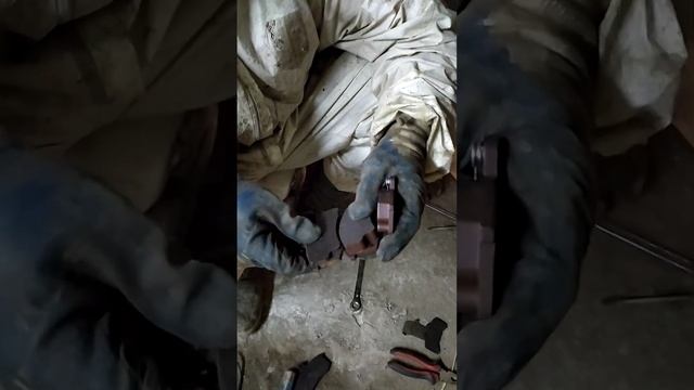 Замена тормозных колодок. смотреть онлайн