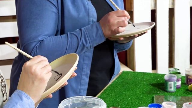 Домовита // Новогодняя керамическая тарелка со снегирями смотреть онлайн