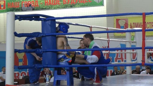 Лутченко Сергей Мастер спорта по кикбоксингу смотреть онлайн