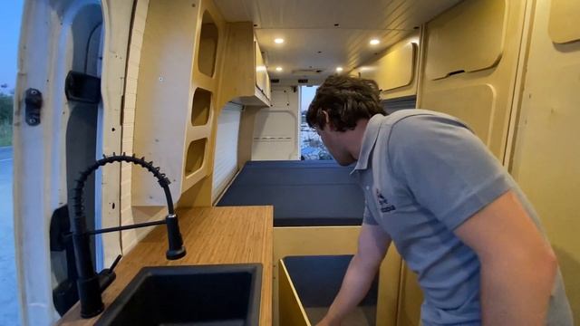 Vantopia Kit Tour - Affordable kits that start at $12k and can be assembled in a day. смотреть онлайн