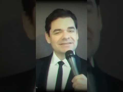 Подмосковные вечера исполняет Юрий Сорокин #shorts смотреть онлайн