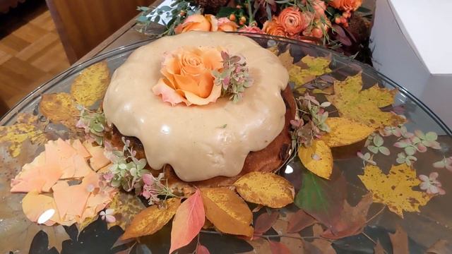 Fall Cake Delight! How to create your own, stunning Fall cake display! смотреть онлайн