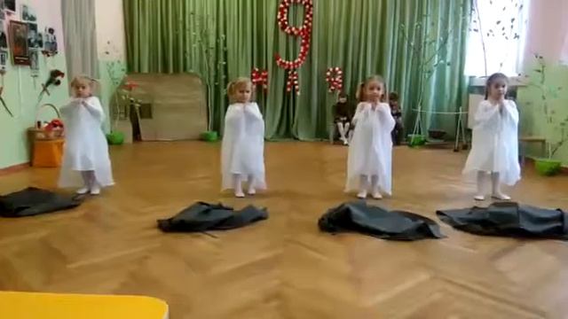 День Победы. Младшая группа Ромашки смотреть онлайн