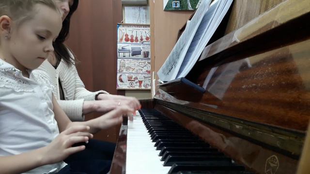 "Кузнечик", муз.В.Шаинского смотреть онлайн