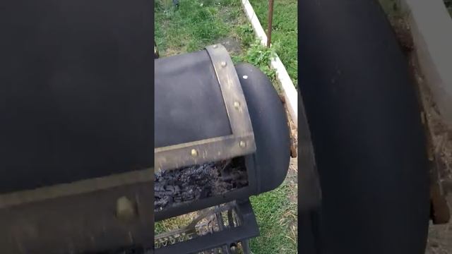Самый простой мангал из газового баллона. Спустя 3 года пользования. смотреть онлайн