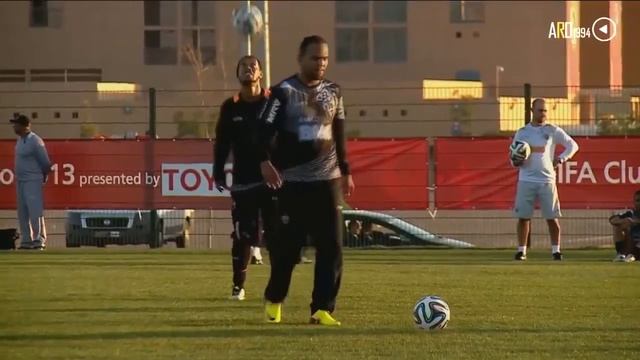 Ronaldinho SkilLs in MAROC MOROCCO HD смотреть онлайн