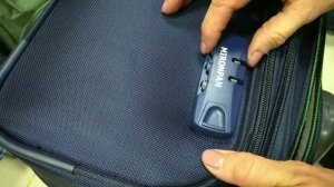 Как открыть чемодан , если вы забыли код или случайно сбили его ?