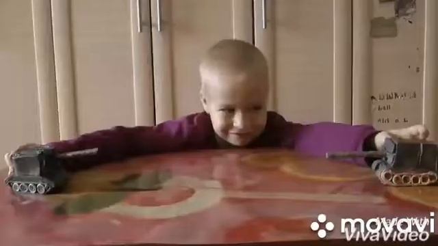 День защитника отечества. Поделки танки. Видео - лепка из пластилина и игра Войнушка смотреть онлайн