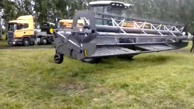 Windrower CHALLENGER WR9740 смотреть онлайн