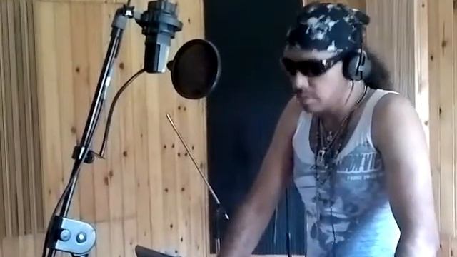 Eyes N' Lips - Mr. Skorpion "ha mangiato" смотреть онлайн