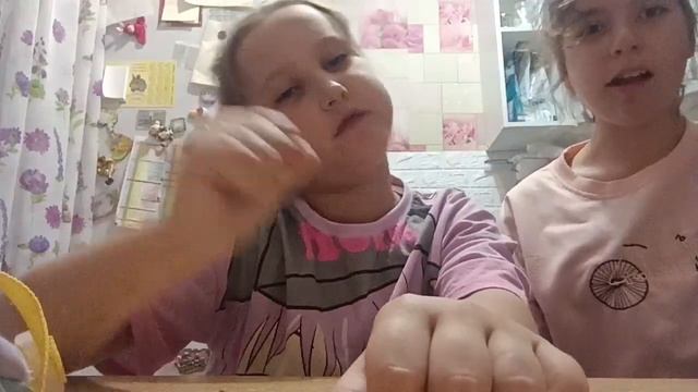 мы короче Мы начинали кушать А это мы купили вкусняшки которые меня мама положить деньги?????? смотреть онлайн