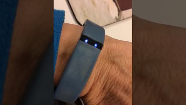 Fitbit Flex Freaking Out смотреть онлайн