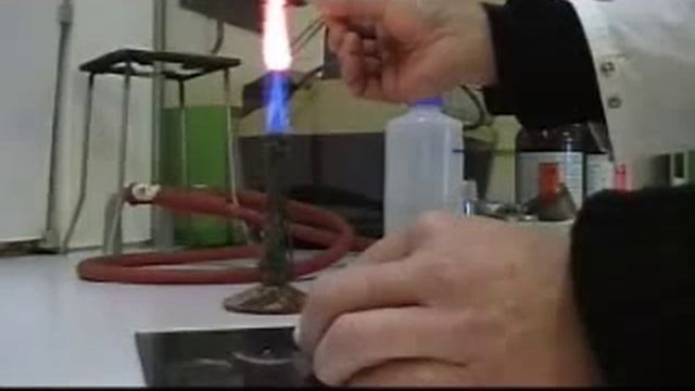 How to open sealed ampoule смотреть онлайн