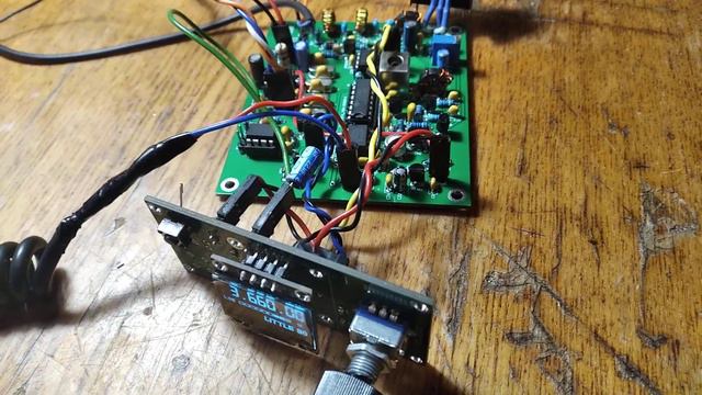 Мини QRP трансивер QSO (Little RTX) смотреть онлайн