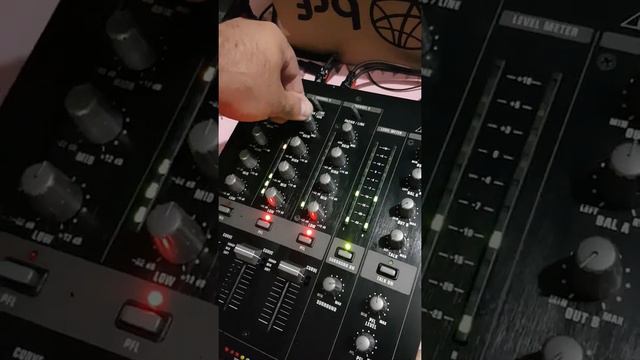 Mixer Behringer VMX 300 USB para venda смотреть онлайн