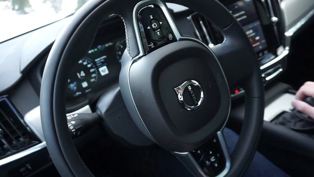 2019 Volvo V90 Cross Country Review: All the Volvo You'll Ever Need смотреть онлайн
