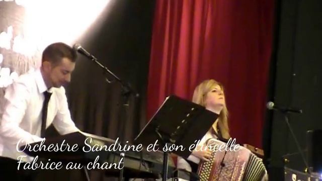 Orchestre Sandrine et son Etincelle ....."Besame Mucho" смотреть онлайн