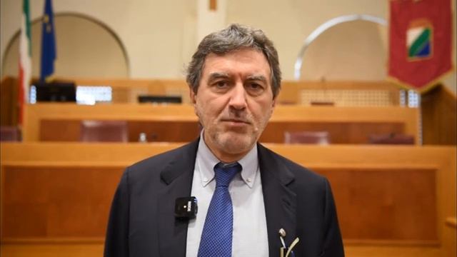 Marco Marsilio a margine del Consiglio regionale смотреть онлайн