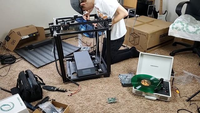 Lynk IRL - Unboxing, Assembling, and Testing the Creality Ender 5 Plus 3D Printer! | PART 1 смотреть онлайн