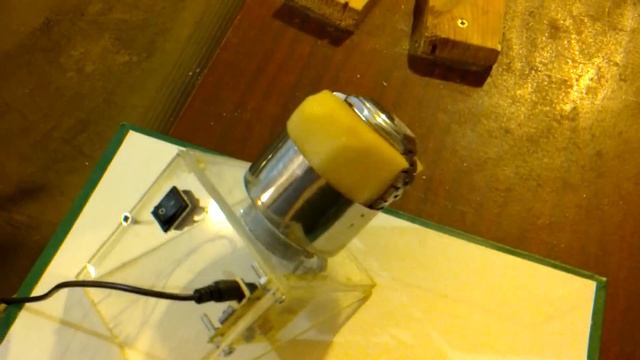 Шкатулка для автоподзавода часов