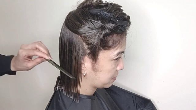 One Length Bob Haircut Tutorial смотреть онлайн