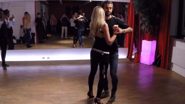 Kizomba Smoothness Ronie & Alexandra Elji Beatzkilla Lowe Misses Tarada Remixed ByMalcom смотреть онлайн