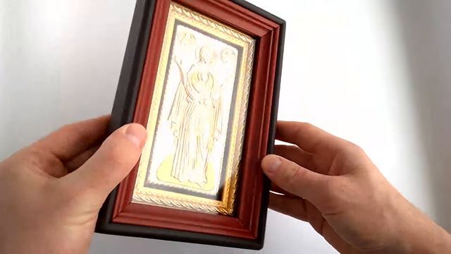 Икона Божией Матери "Знамение" в деревянном киоте смотреть онлайн