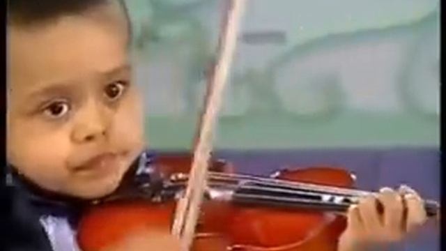 Andre Rieu _ 3 year old violinist, Akim Camara 2005 смотреть онлайн