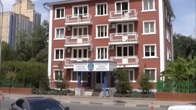 ТАДЖИЧКА НЕ ПОБОЯЛАСЬ И ВЫСКАЗАЛА РАХМОНУ! смотреть онлайн