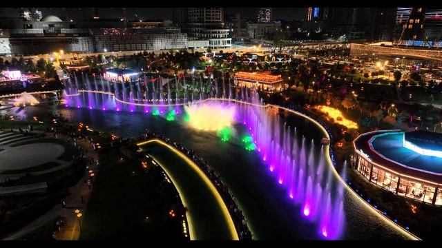 Queen - Show Must Go On - Новая композиция на большом фонтане Tashkent City. 4K смотреть онлайн