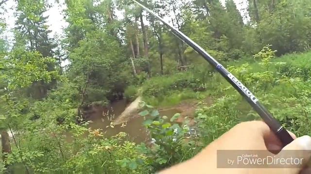 УХ...! ЭТИ ЗРЕЛИЩНЫЕ АТАКИ ЩУКИ! Переехали с Клязьмы на МИКРО-РЕЧКУ! смотреть онлайн