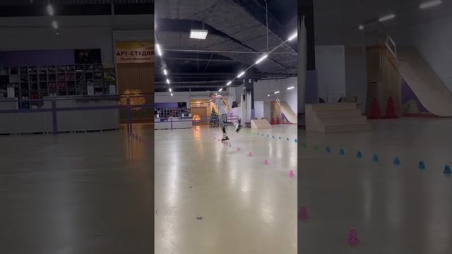 Кататься на роликах интересно! смотреть онлайн