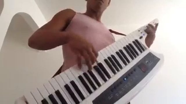Malabim tecla Hotel Califórnia Ax synth roland смотреть онлайн