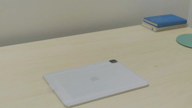Stop motion Unboxing /iPad Pro 12.9 2020 смотреть онлайн
