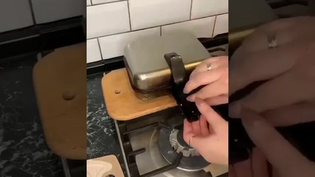 Reposted From @superkuhnia Вафельный трубочки из детства ?ц5гатеьг ама5 к2лла иод...о