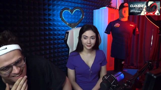 Бустер пернул в катю с микрофоном смотреть онлайн