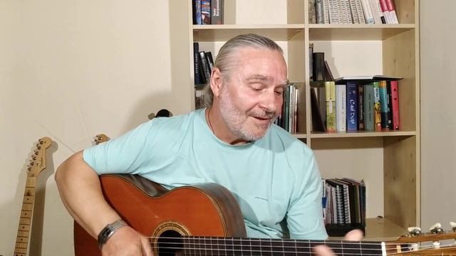 Женщина летящая над "глобусом" смотреть онлайн