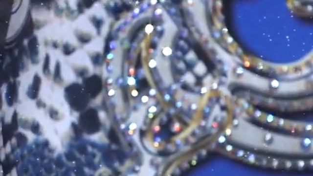 Что надеть в новогоднюю ночь? смотреть онлайн
