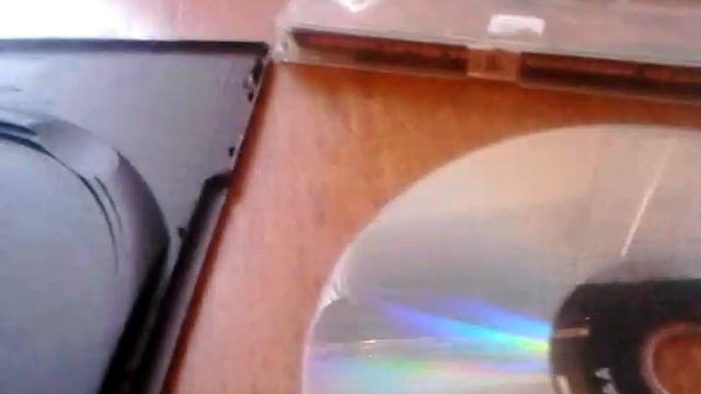 Что будет если вставить диск от пк в DVD player смотреть онлайн