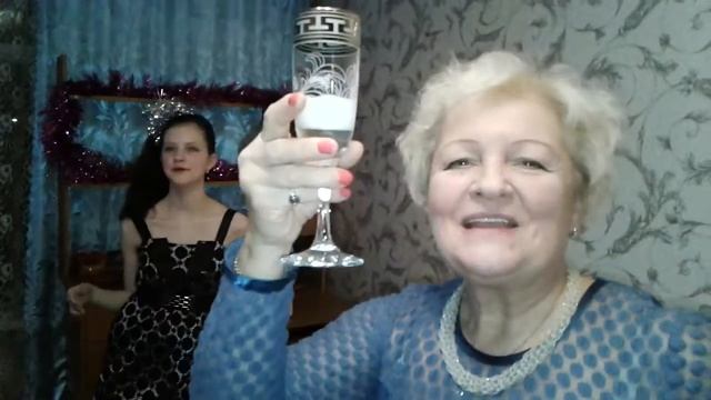 VLOG Куранты и поздравление (только щас смогла выложить) смотреть онлайн