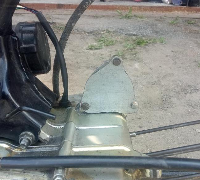 Заглушка вместо электростартера 152FMH (139fmb) смотреть онлайн