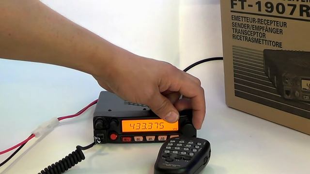 YAESU FT 1907M UHF Радиостанция