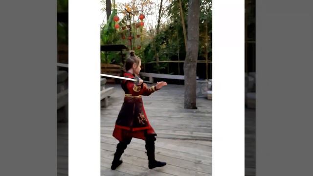 photo shoot with a katana. MIX. смотреть онлайн