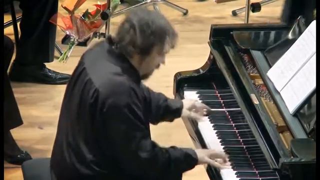 Гимн Януковича и Партии Регионов в исполнении симфонического оркестра смотреть онлайн