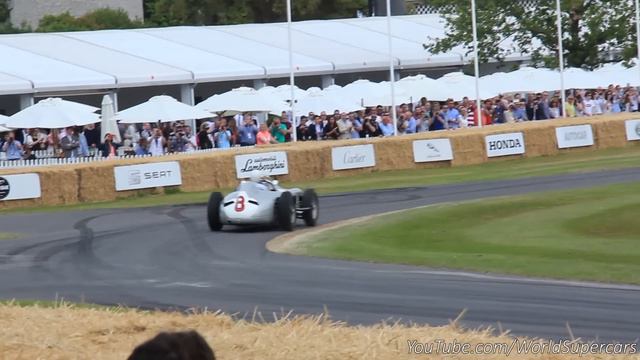 Mercedes 300 SLR's on Track! Stirling Moss at the Wheel смотреть онлайн