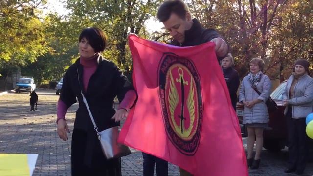 Мариупольский волонтеры и активисты поздравили морпехов смотреть онлайн