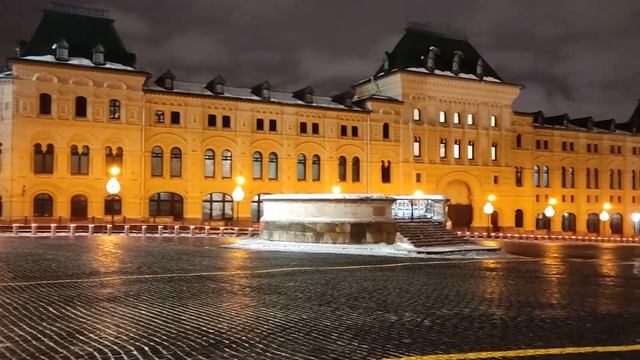 Ну, а теперь, друзья... Москва. Красная площадь рано утром. смотреть онлайн