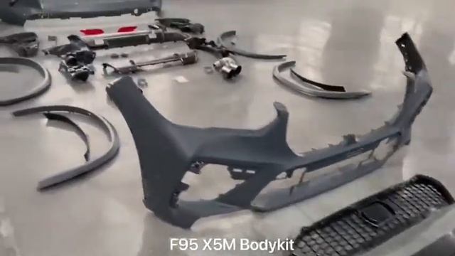Комплект ресталйинга BMW X5m F95 из BMW X5 G05 смотреть онлайн
