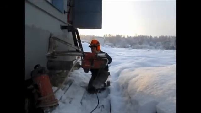 Алмазное бурение установкой Hilti DD200 в условиях полной автономности